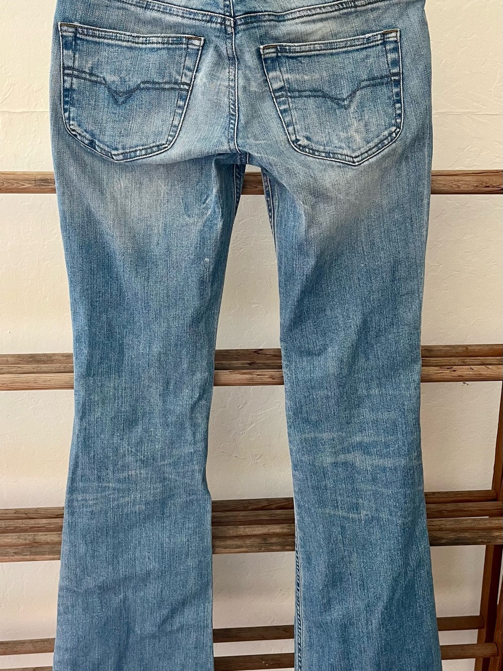 2000’s Diesel ‘Louvely’ Low Rise, Bootcut, Light Wash Flared Jeans - Picture 6 of 15